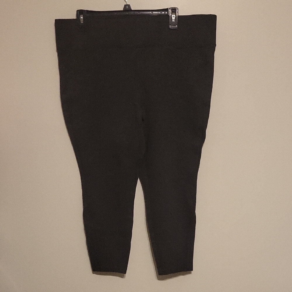 Torrid 2x Studio Pixie Pants With Pockets - image 1